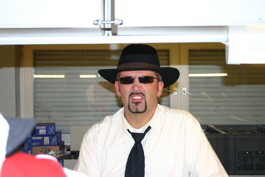 2008 wurstverkauf hexennacht egesheim 20110325