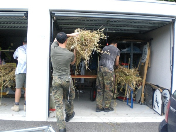 2010 strohschneiden 20110329