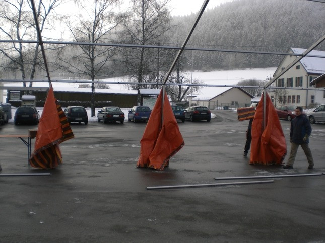 2010 zeltaufbau jubilaeum egesheim 20110325