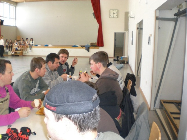 2010 zeltaufbau jubilaeum egesheim 20110325