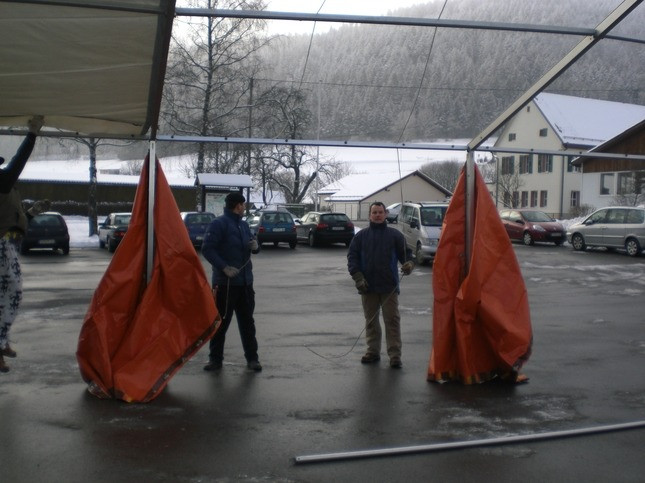 2010 zeltaufbau jubilaeum egesheim 20110325