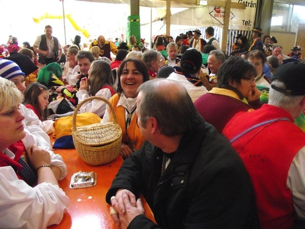 2011 umzug boettingen 20110325