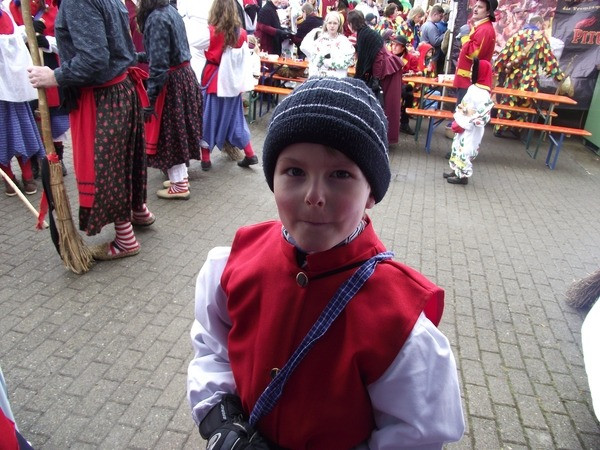 2011 umzug boettingen 20110325